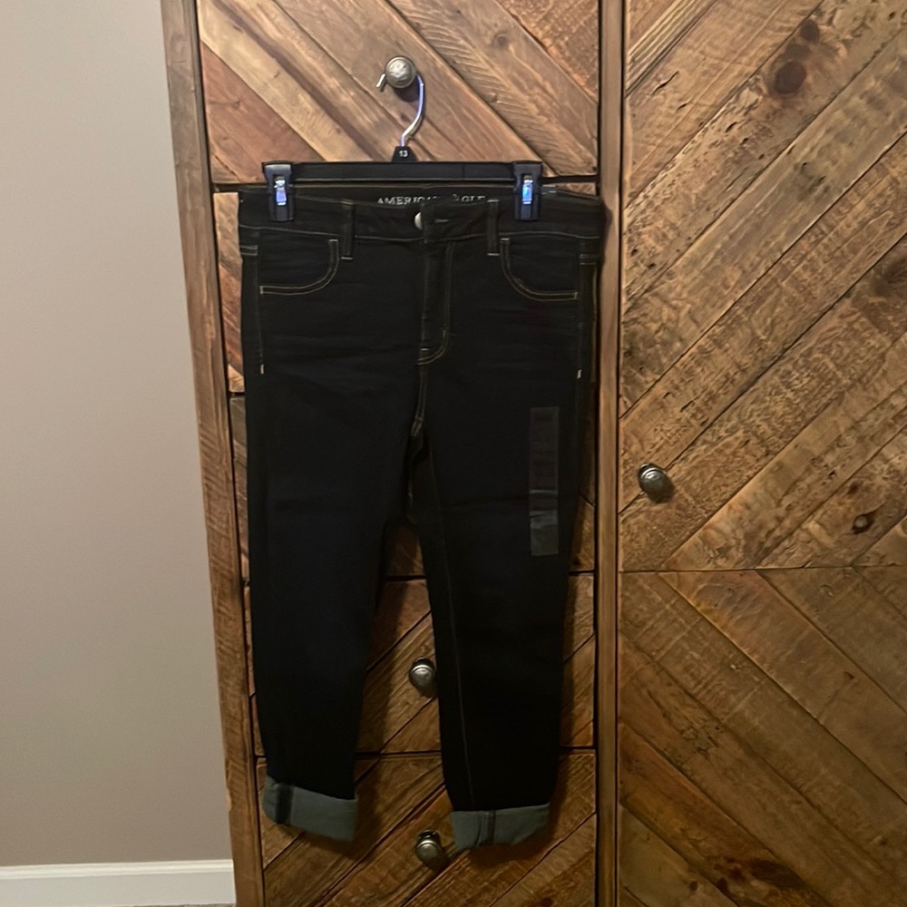 American Eagle, jeggings, dark wash.